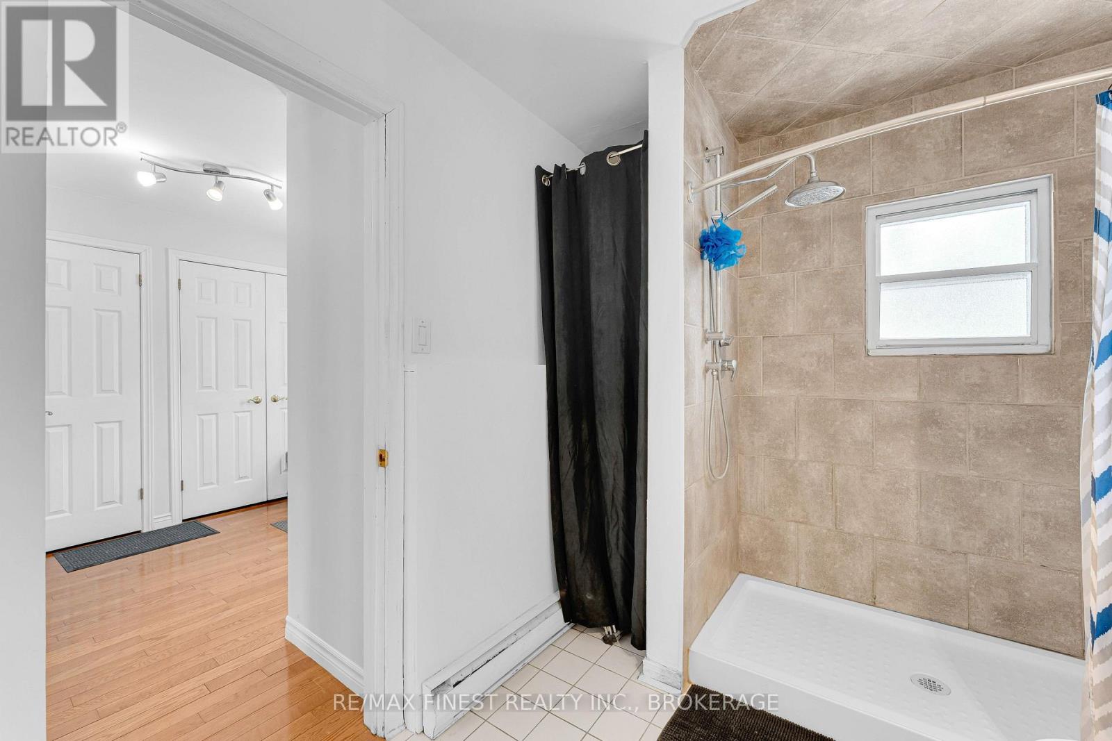 9 MALLARD LANE - 12