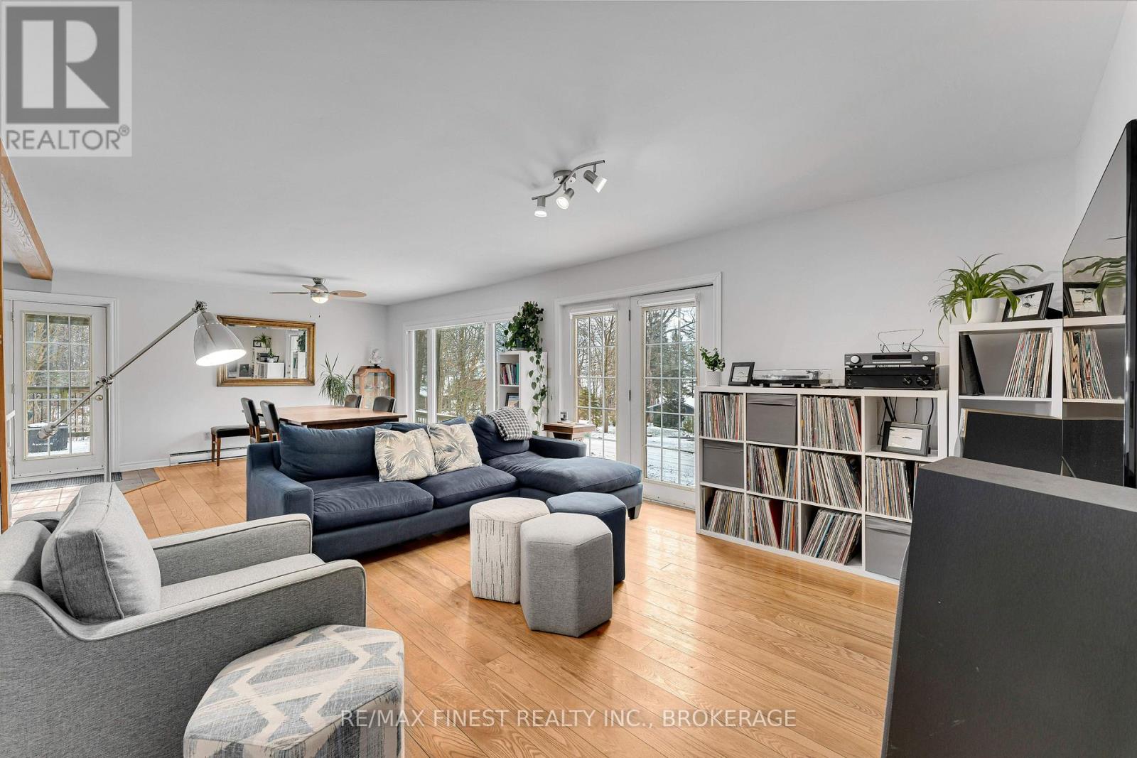 9 MALLARD LANE - 13