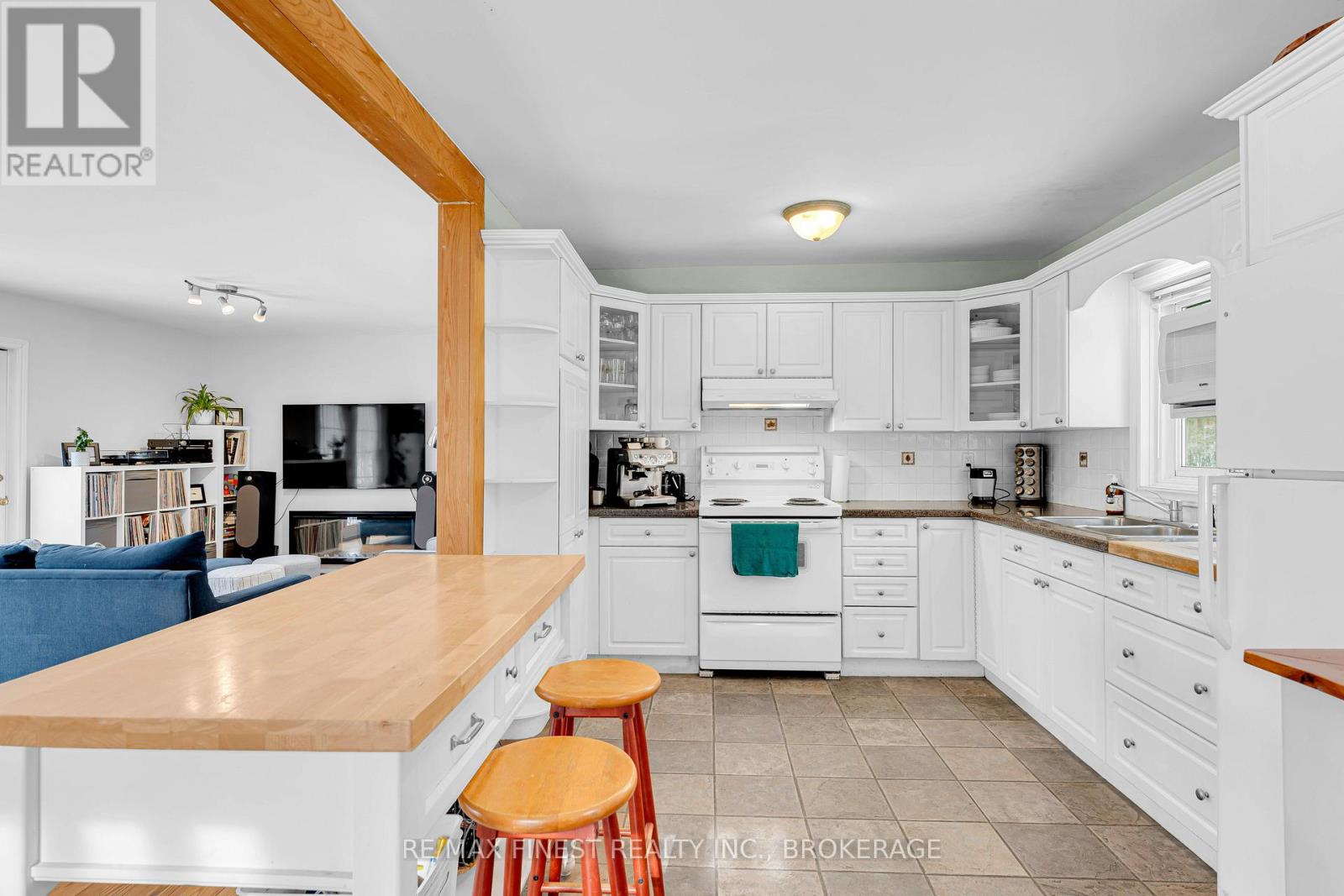 9 MALLARD LANE - 21
