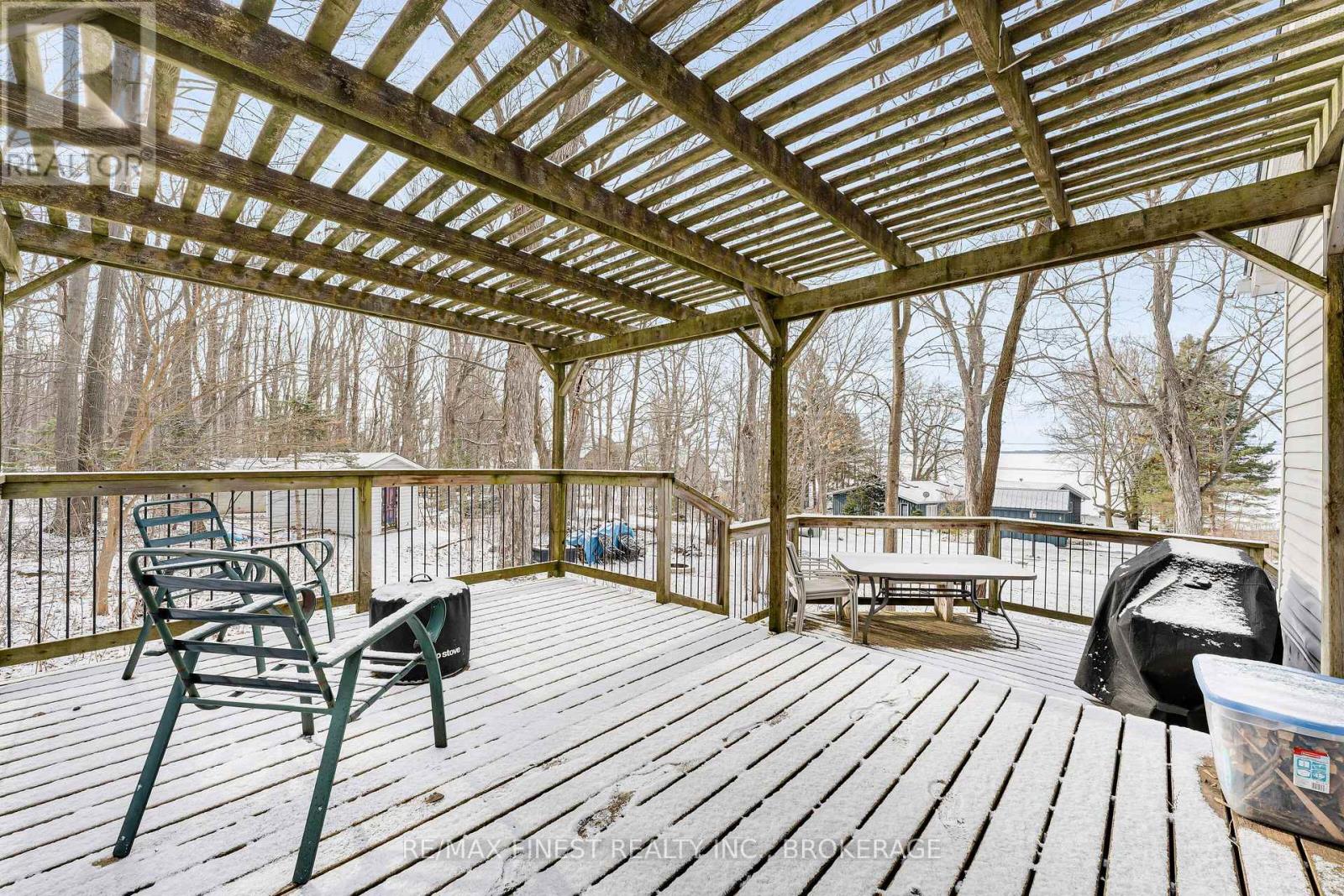 9 MALLARD LANE - 36