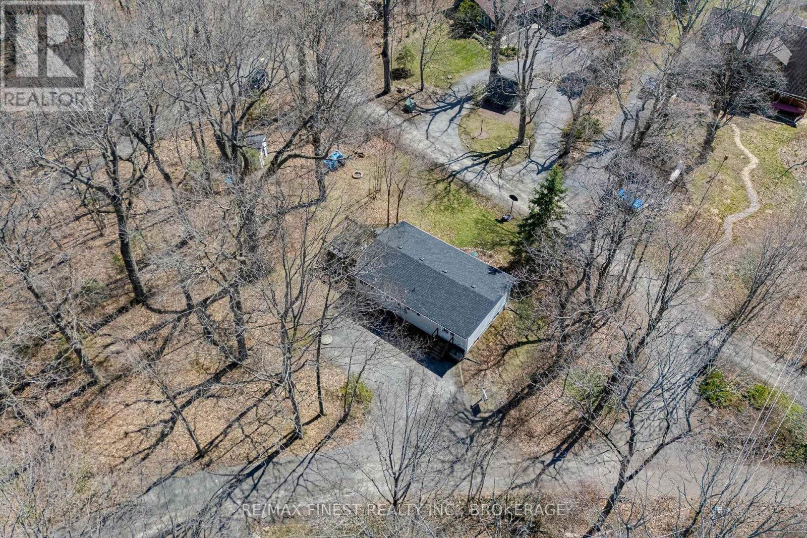 9 MALLARD LANE - 41