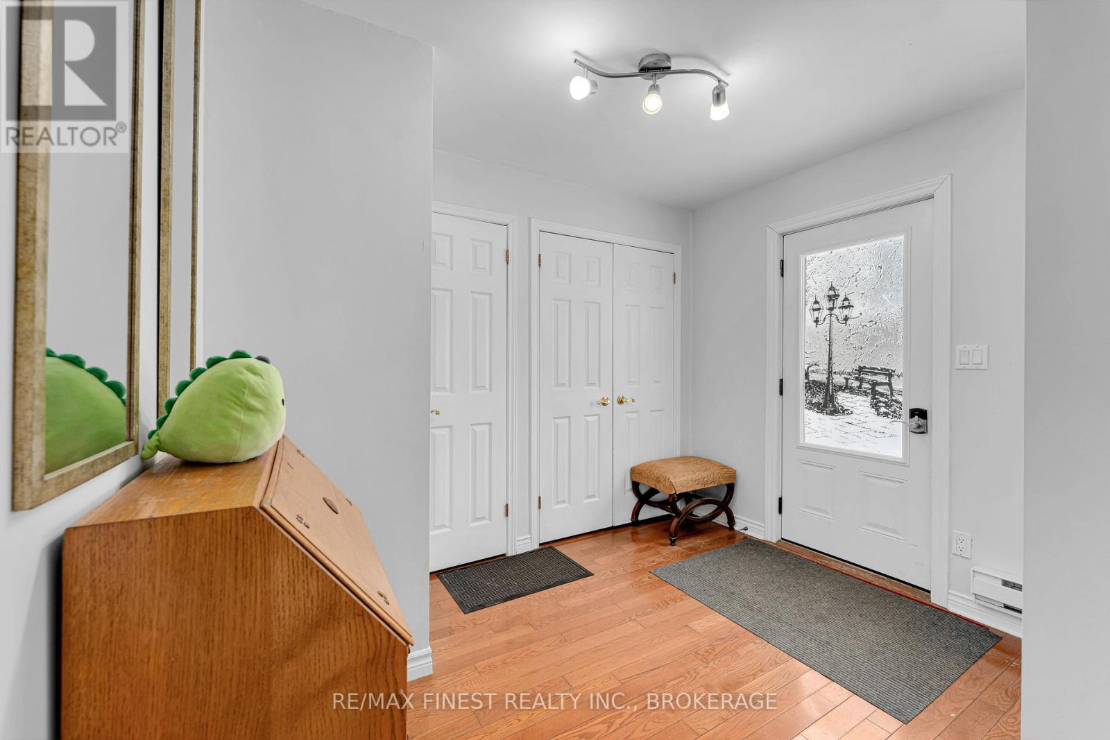 9 MALLARD LANE - 9