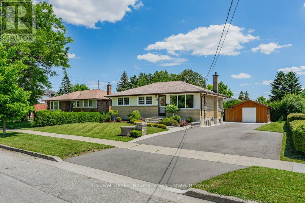 29 DELMAR BOULEVARD - 1