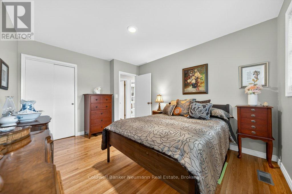 29 DELMAR BOULEVARD - 20