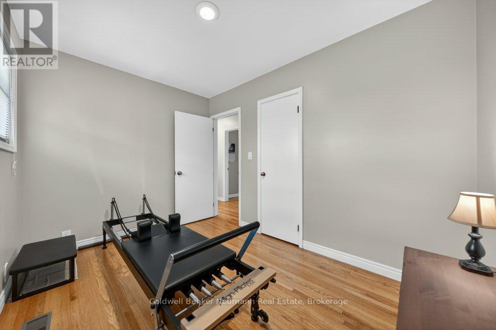 29 DELMAR BOULEVARD - 21