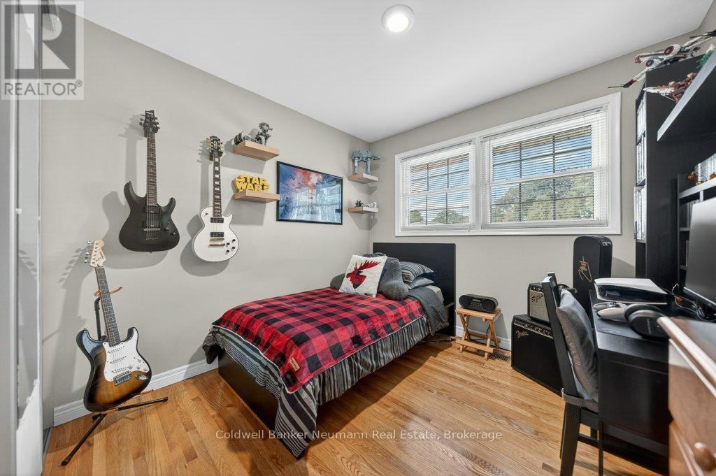 29 DELMAR BOULEVARD - 22