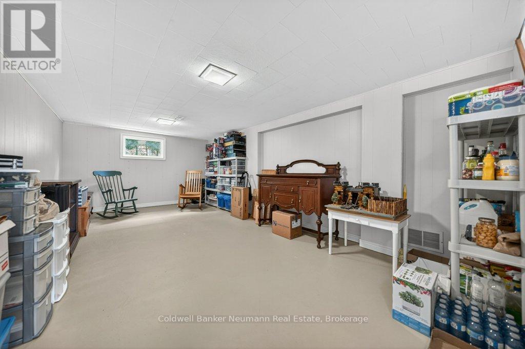 29 DELMAR BOULEVARD - 25