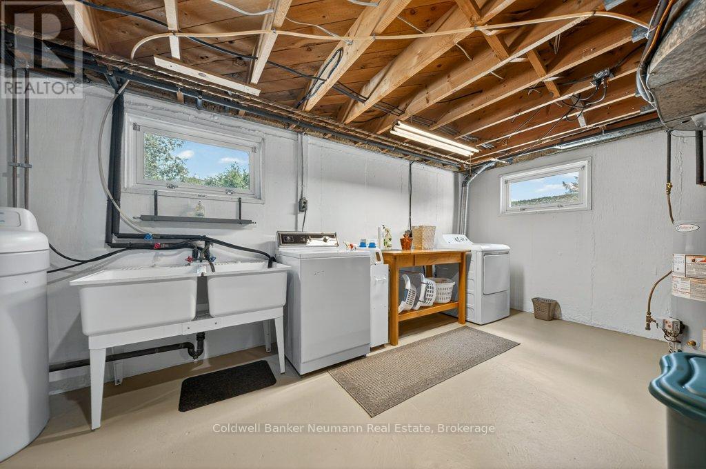 29 DELMAR BOULEVARD - 27