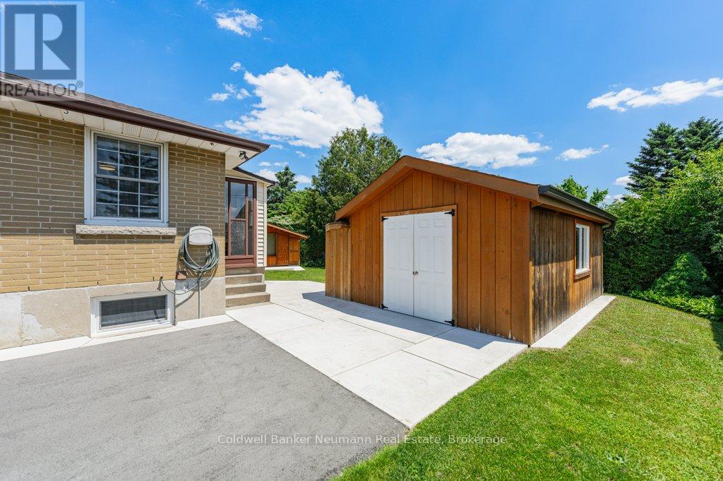 29 DELMAR BOULEVARD - 35