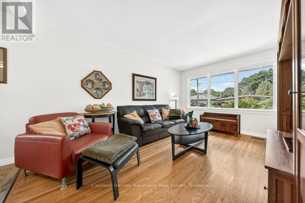 29 DELMAR BOULEVARD - 9