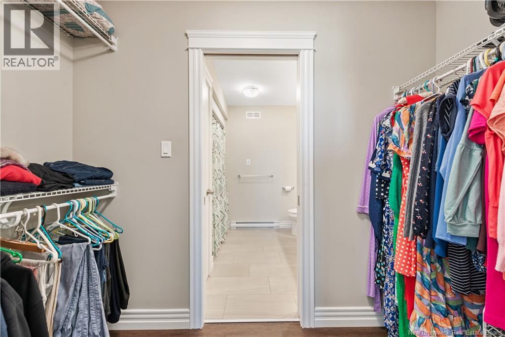 111 Andover Court - 12