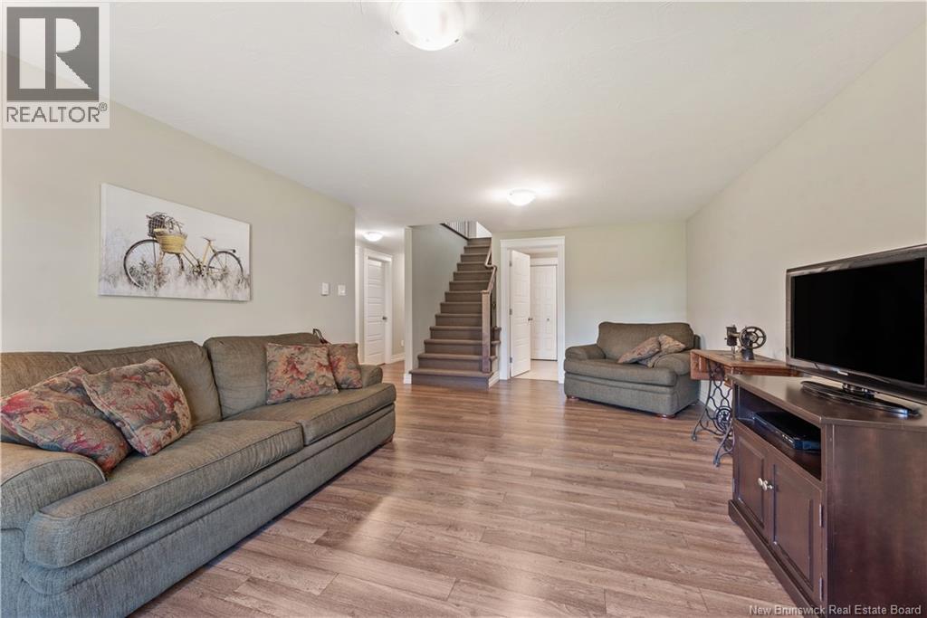 111 Andover Court - Image 19