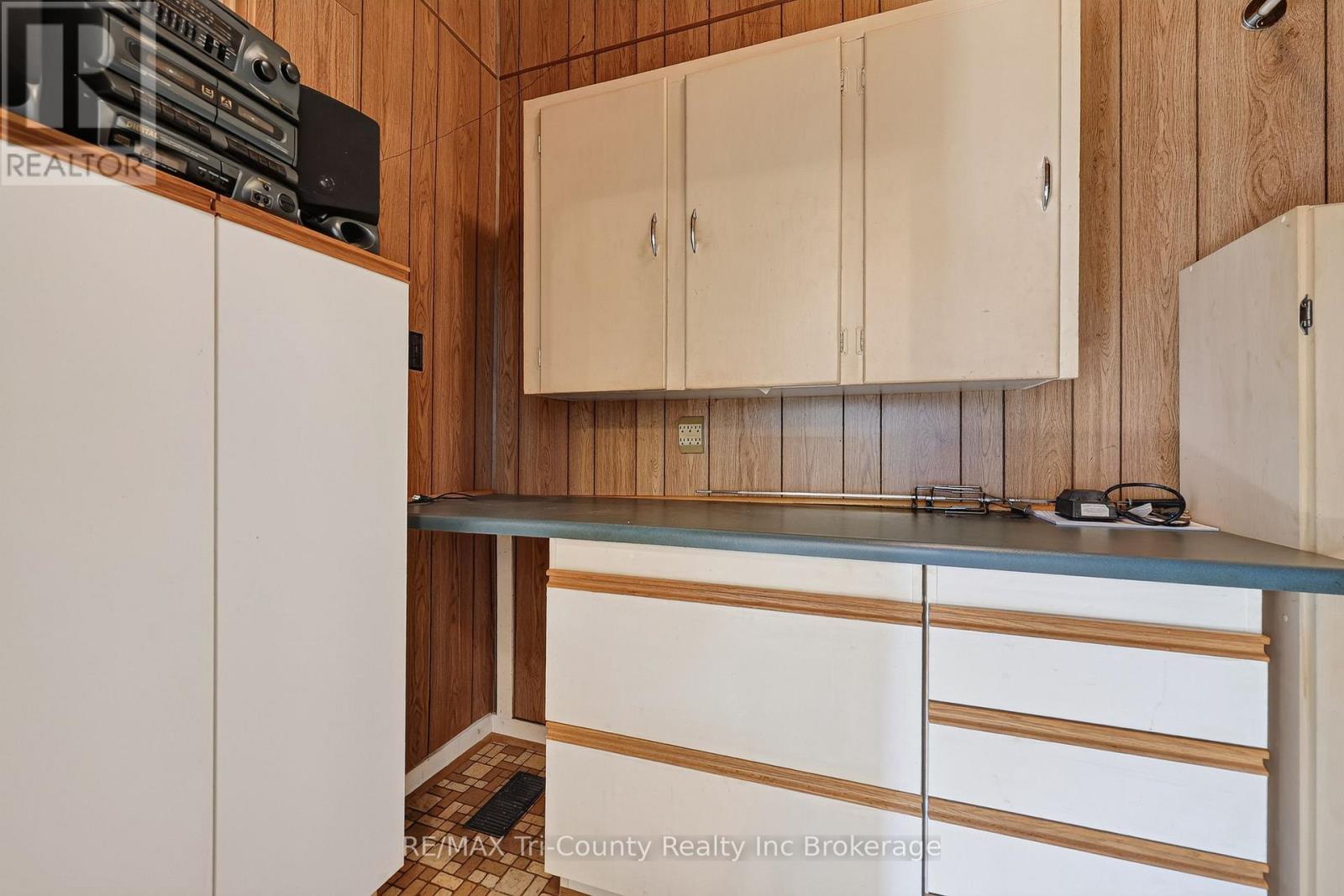 54427 TALBOT LINE - 16