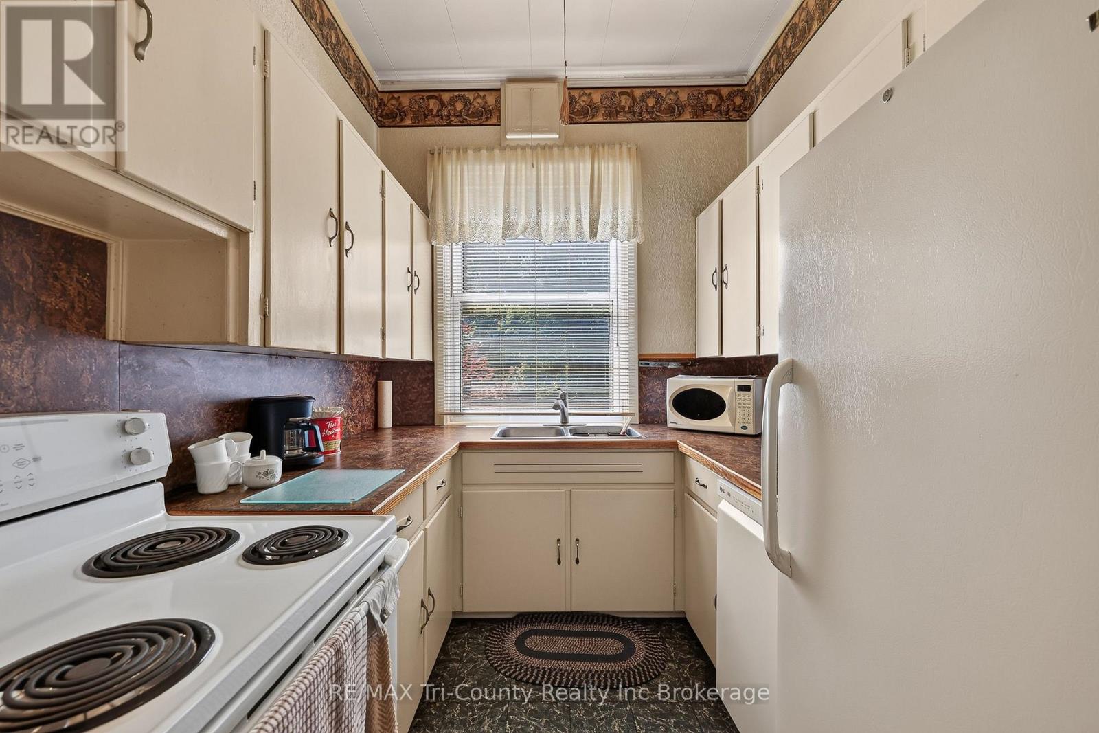 54427 TALBOT LINE - 8