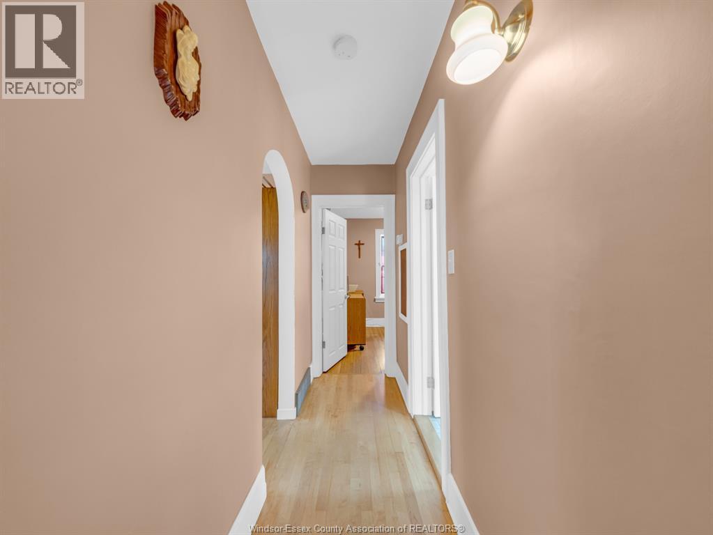 1488 PIERRE AVENUE - 10