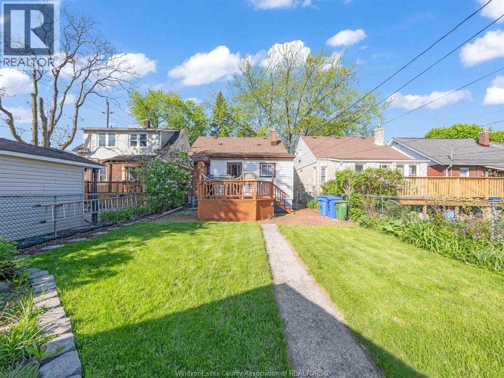 1488 PIERRE AVENUE - 37