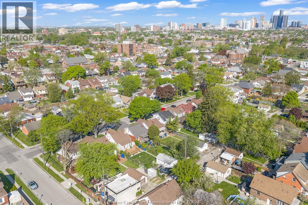 1488 PIERRE AVENUE - 47