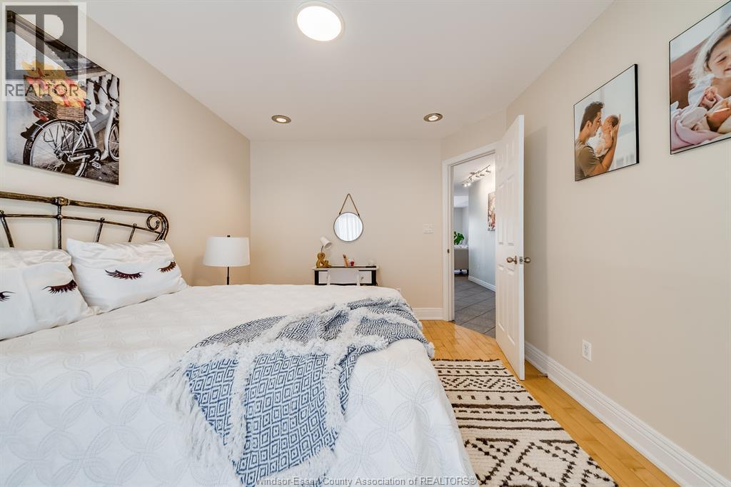 1174 CLOVER - 20