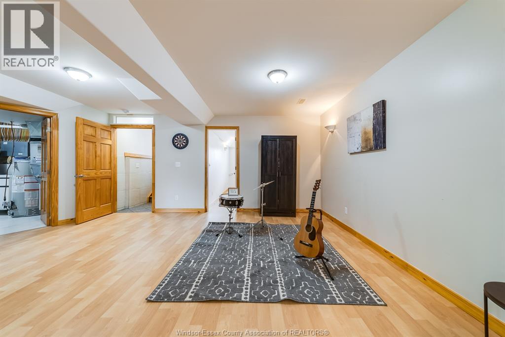 1174 CLOVER - 32