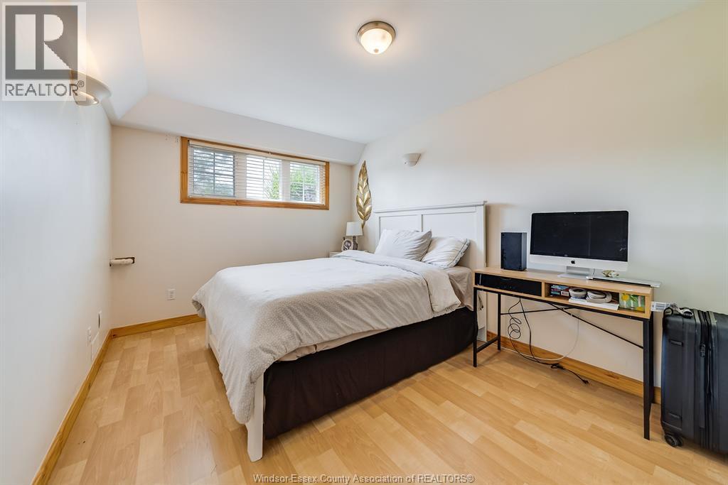 1174 CLOVER - 35