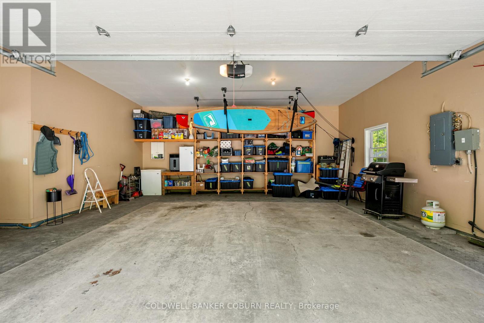 397 BURCHILL ROAD - 32