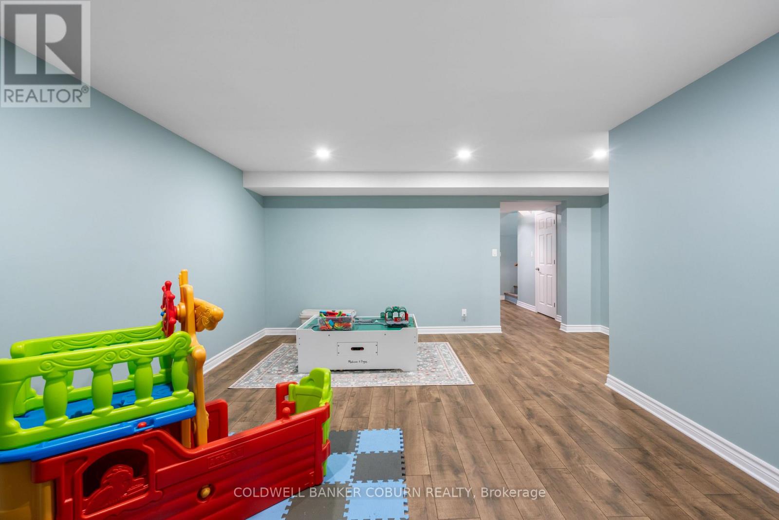 397 BURCHILL ROAD - 28