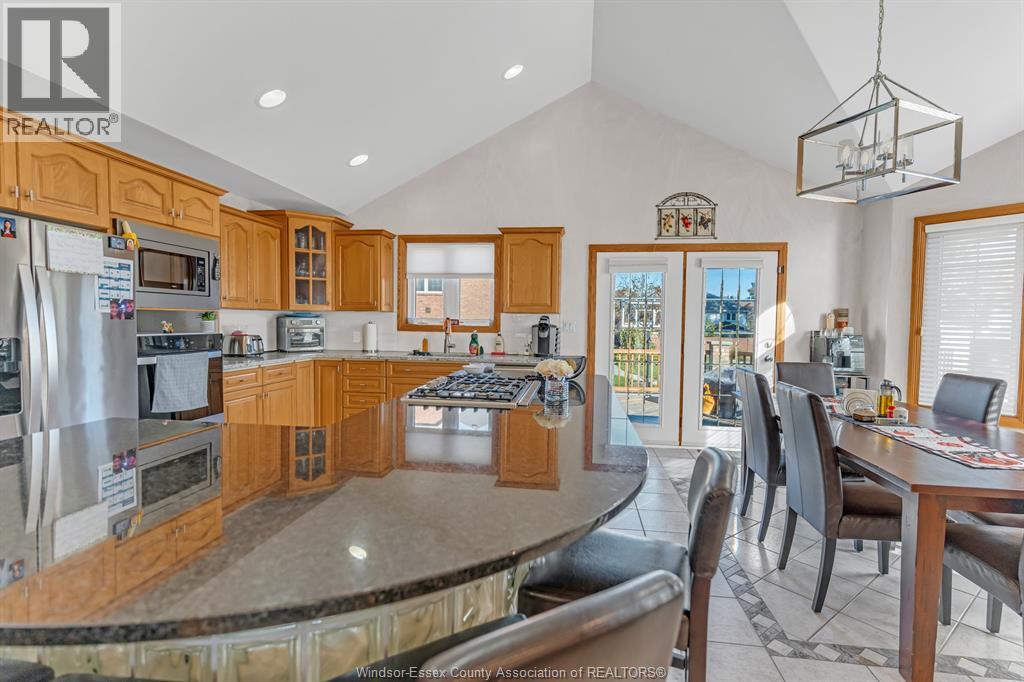2780 BRIDGEWAY BOULEVARD - 11
