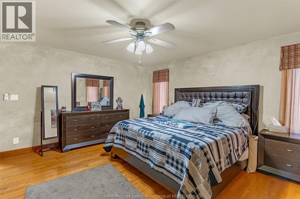 2780 BRIDGEWAY BOULEVARD - 24