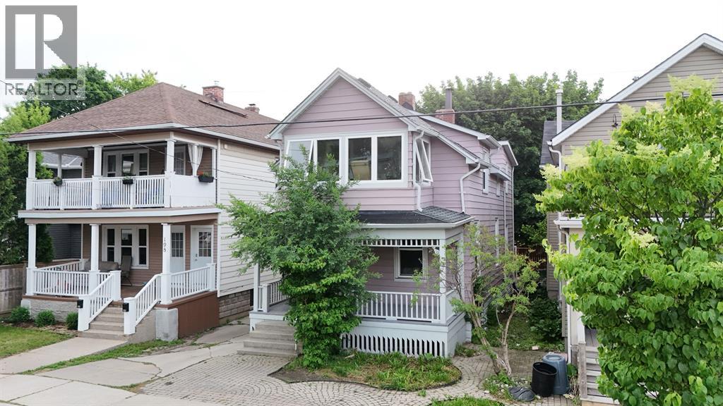 196 BROCK STREET North - 4