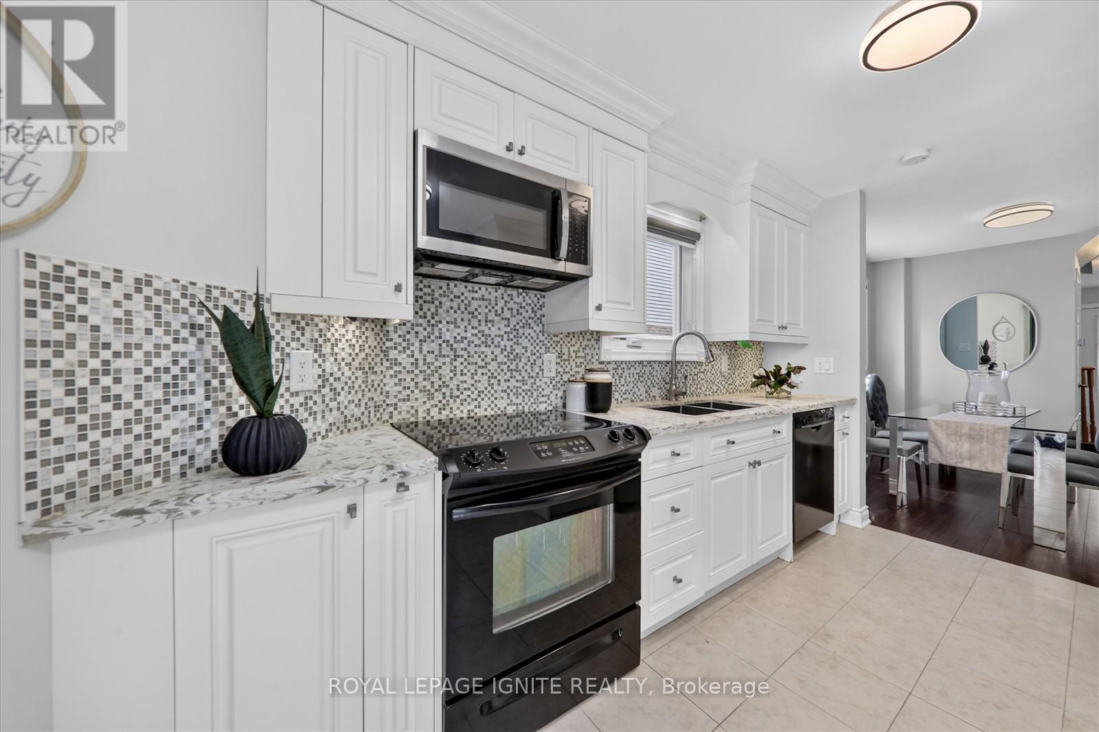 1569 NORWILL CRESCENT - 19