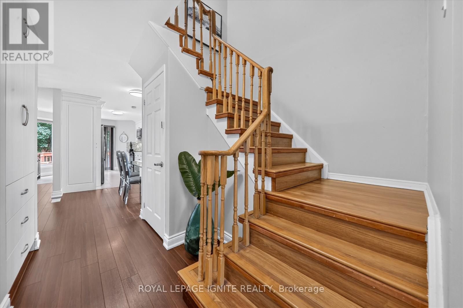 1569 NORWILL CRESCENT - 12