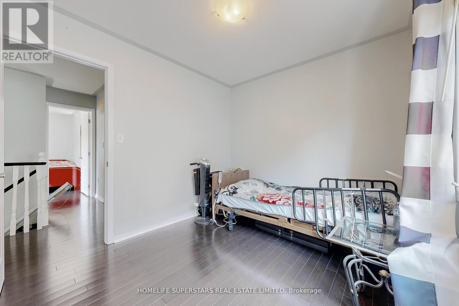 68 NUNN CRESCENT - 31