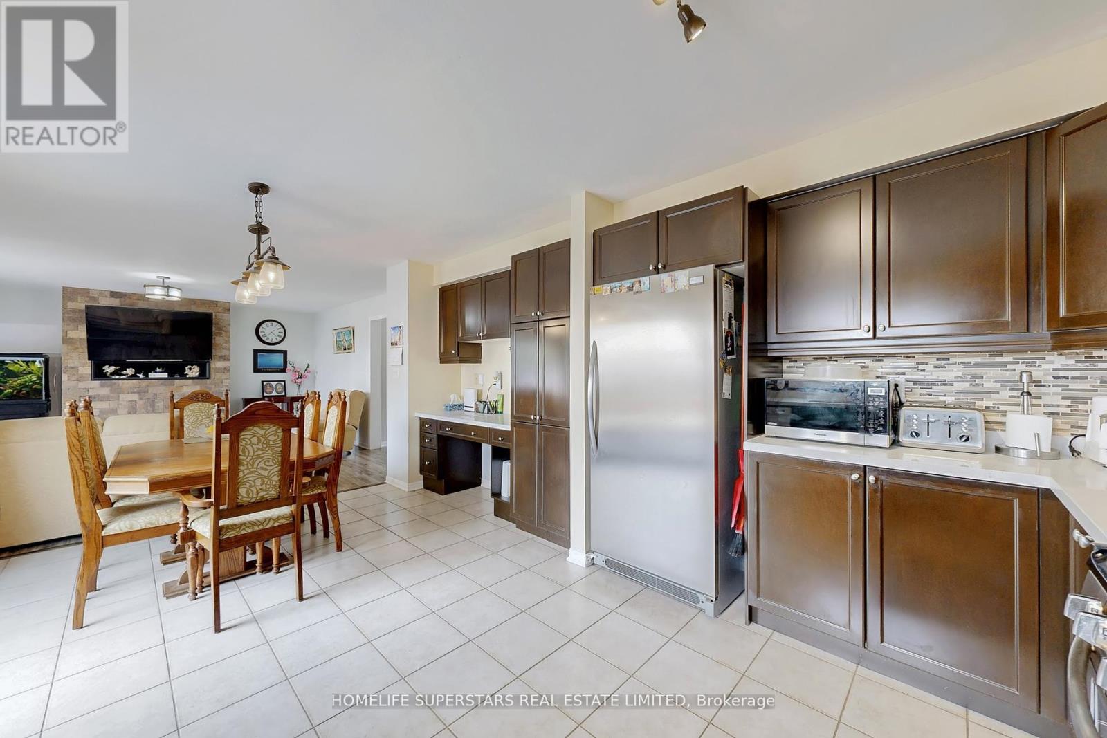 68 NUNN CRESCENT - 36
