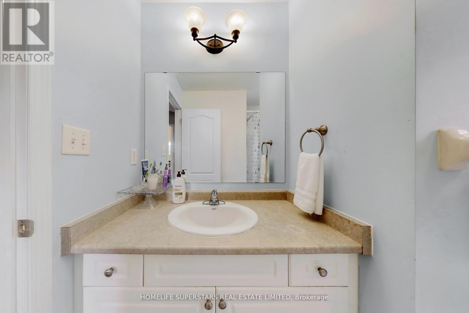 68 NUNN CRESCENT - 7