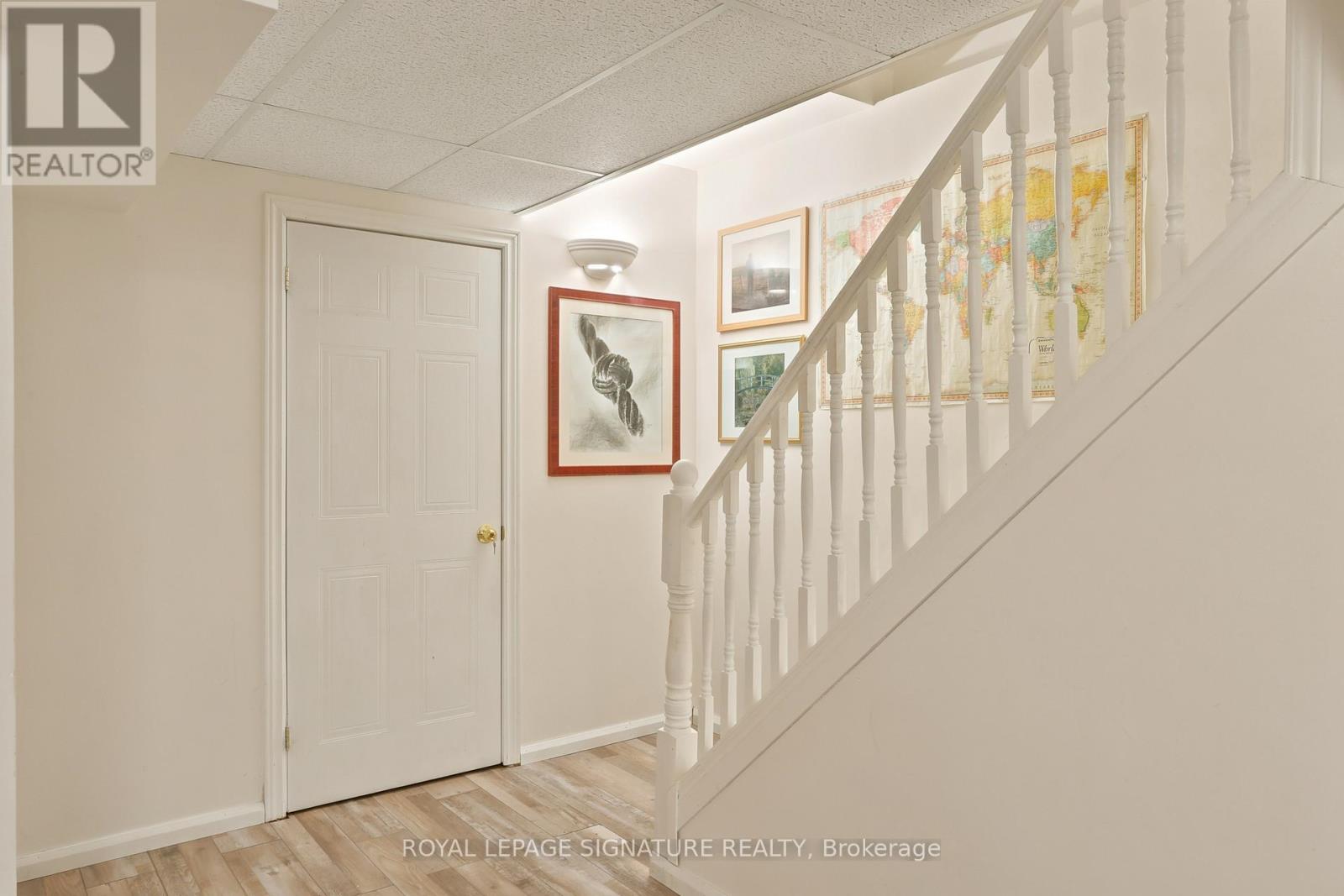 119 ROSSMORE COURT - 36