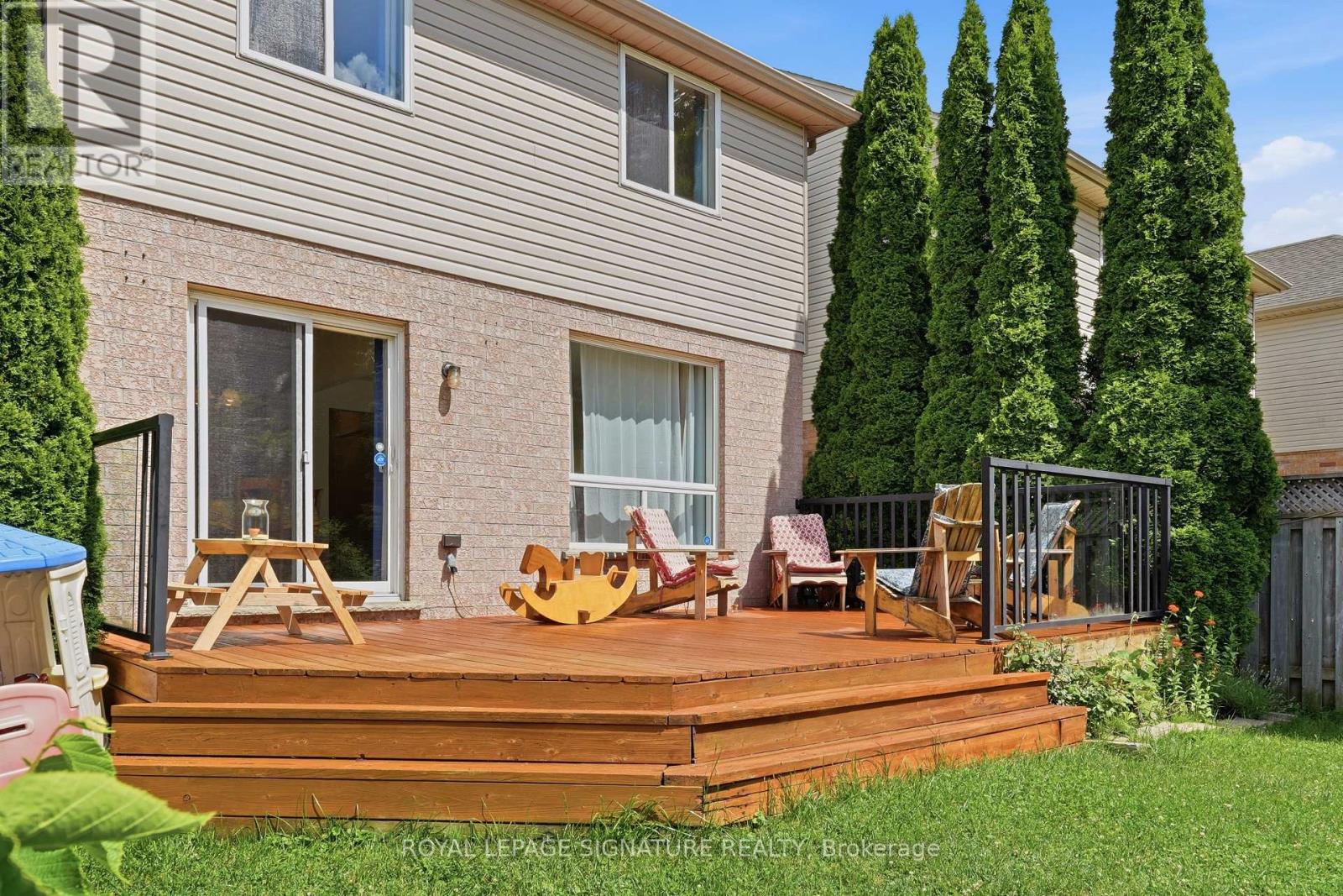 119 ROSSMORE COURT - 48