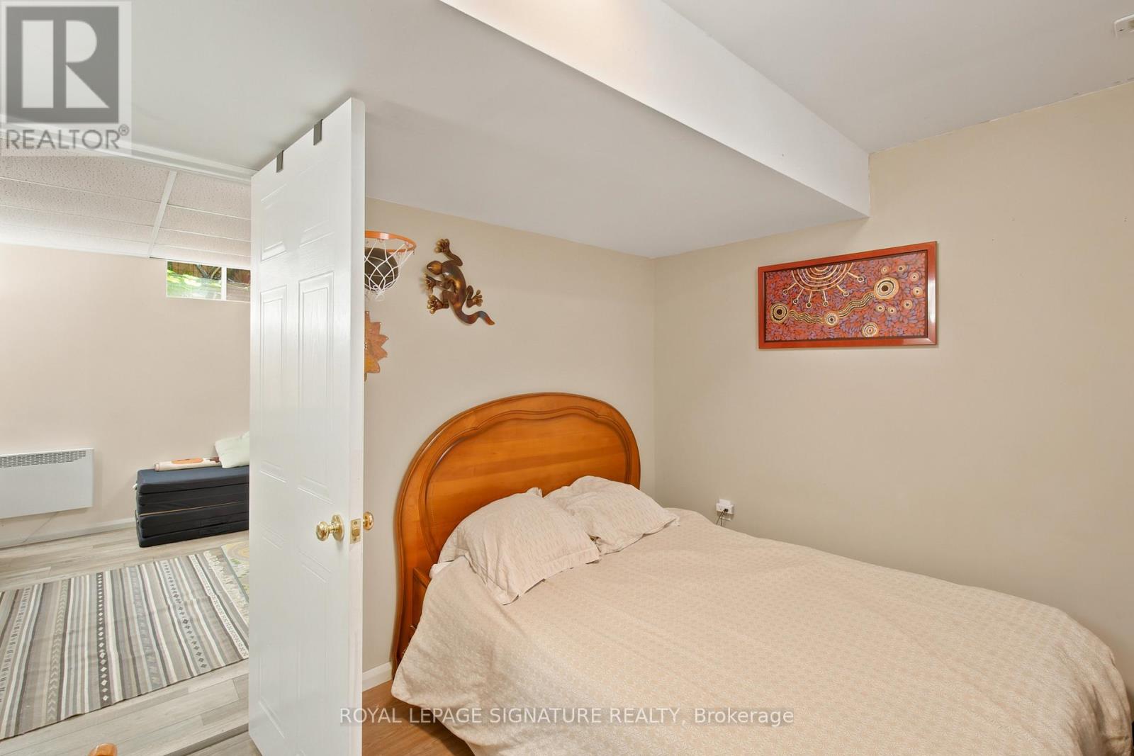 119 ROSSMORE COURT - 44