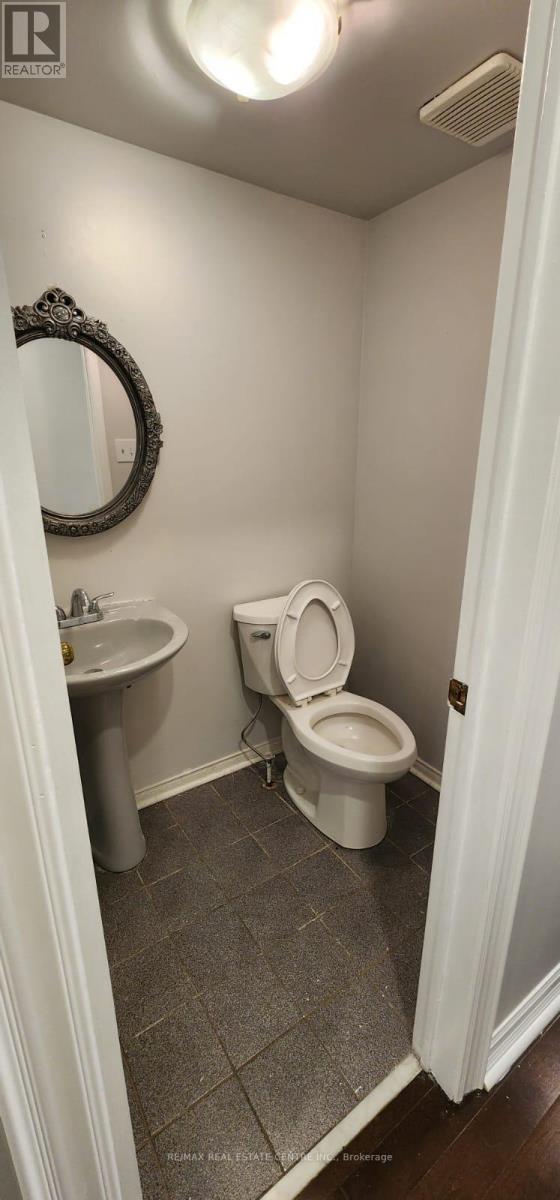 6850 DILLINGWOOD DRIVE - 7