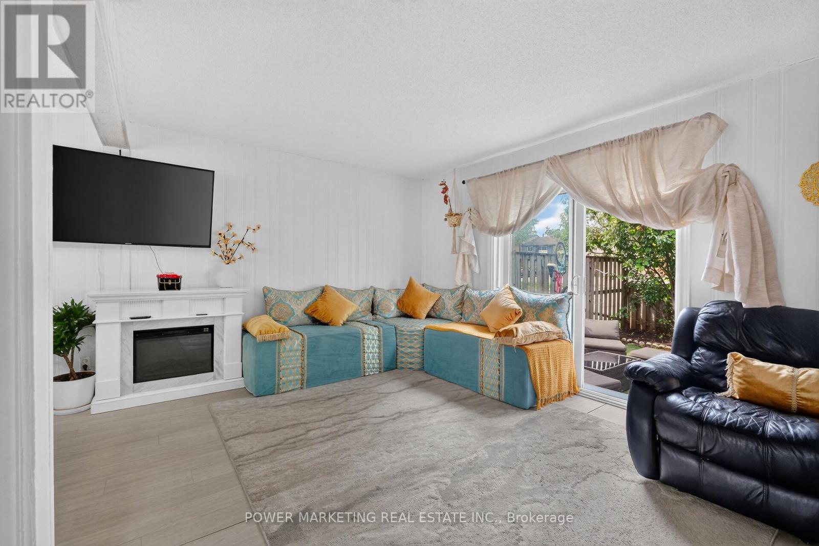6213 BROOKSIDE LANE - 10