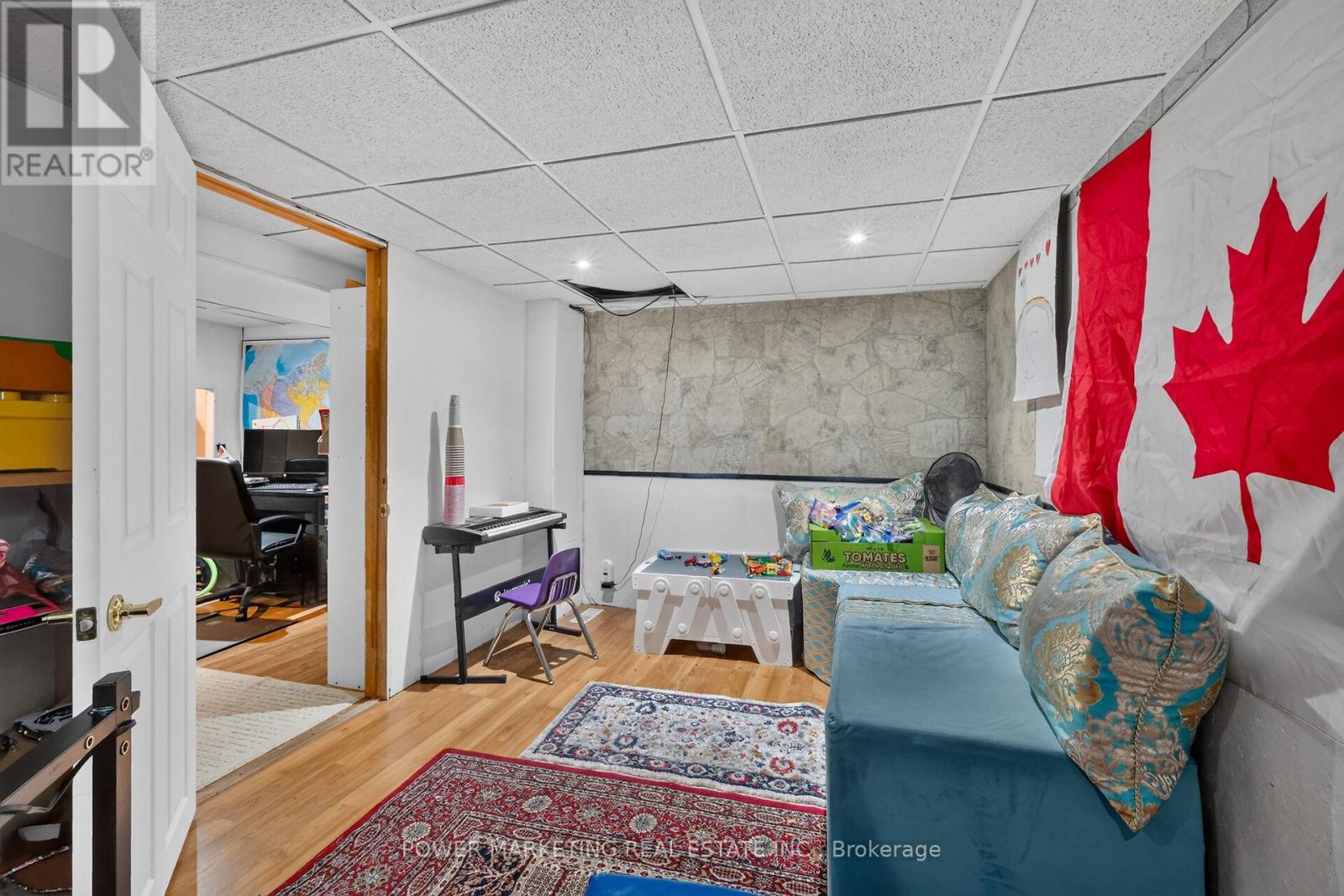 6213 BROOKSIDE LANE - 43