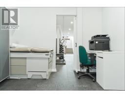 179 Queen Street E, Toronto, ON M5A1S2 Photo 16