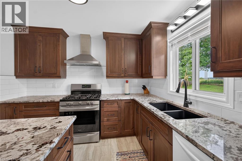 4-bedroom home for sale at 15 FULLER Drive, Caledonia ON · photo 18 of 50