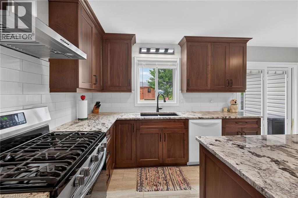 4-bedroom home for sale at 15 FULLER Drive, Caledonia ON · photo 19 of 50