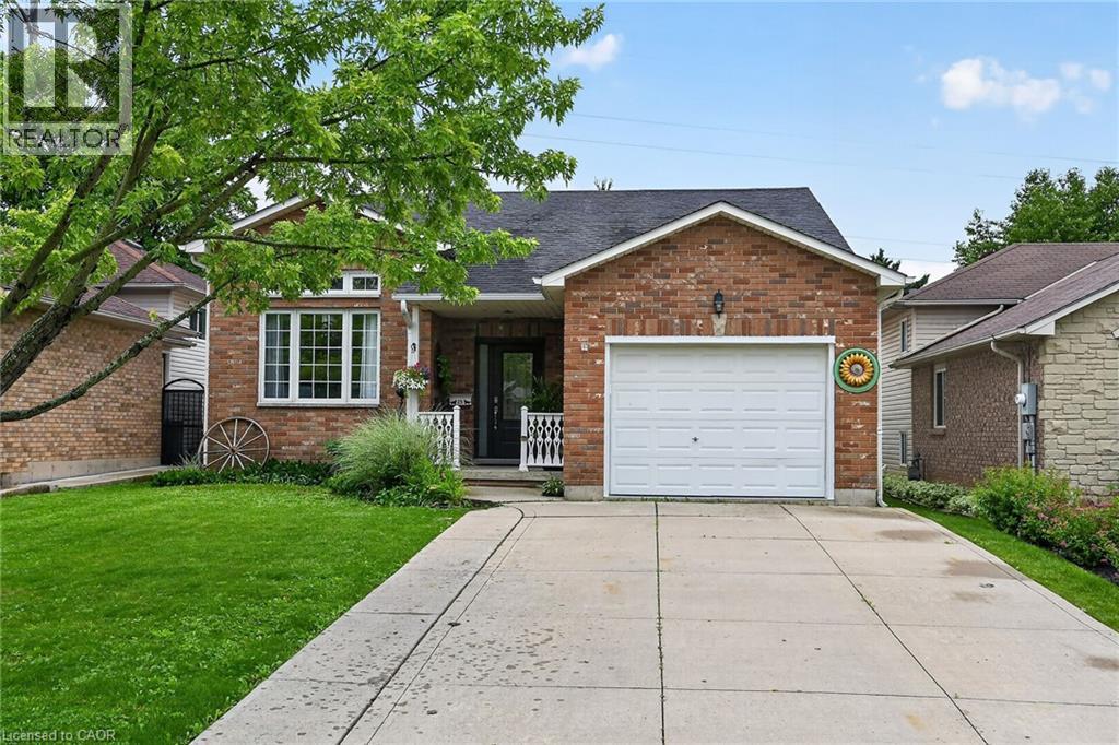 4-bedroom home for sale at 15 FULLER Drive, Caledonia ON · photo 2 of 50