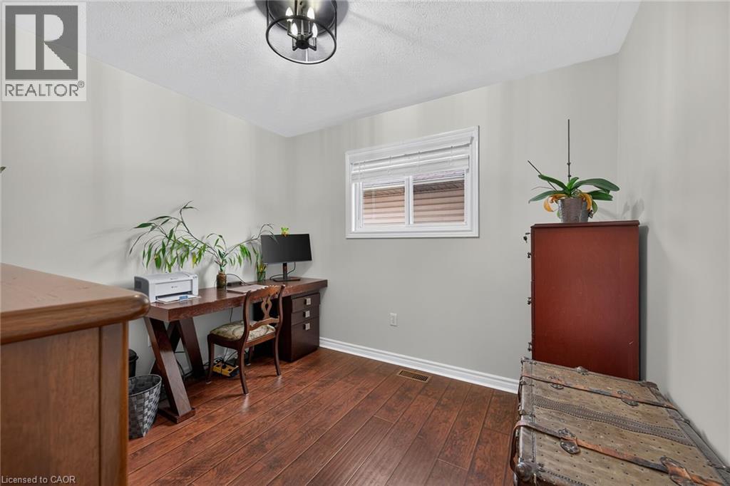 4-bedroom home for sale at 15 FULLER Drive, Caledonia ON · photo 25 of 50