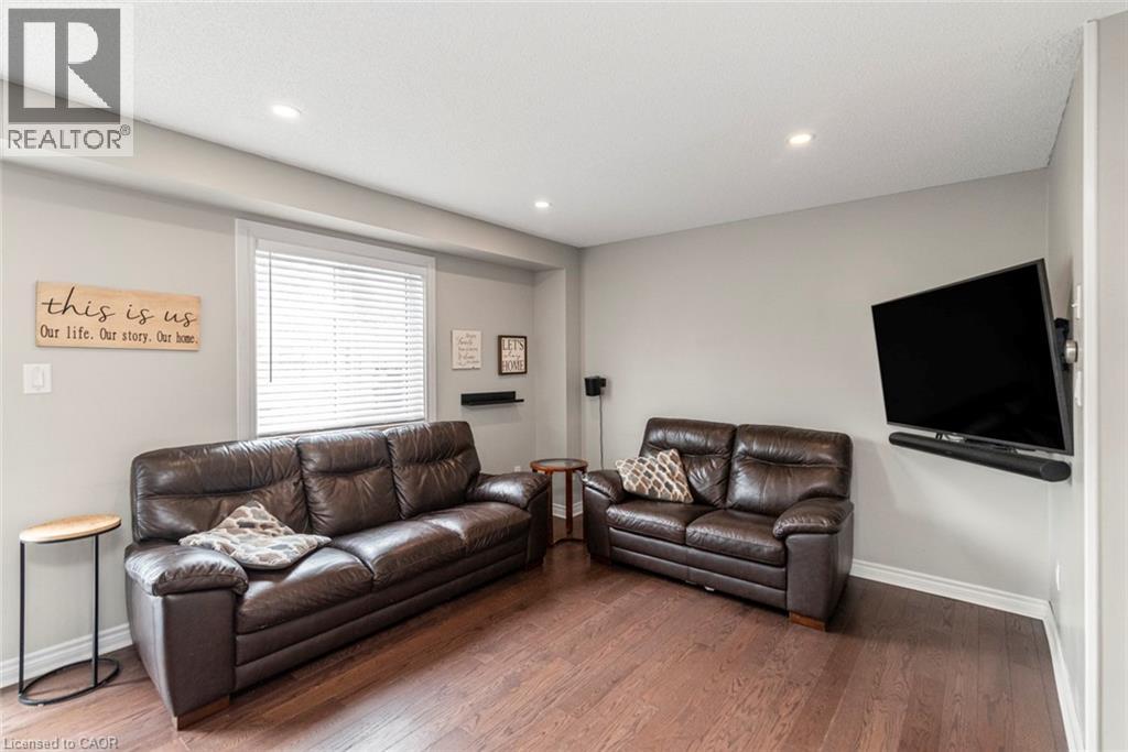 #56 30 BRAEMAR Avenue - Image 9