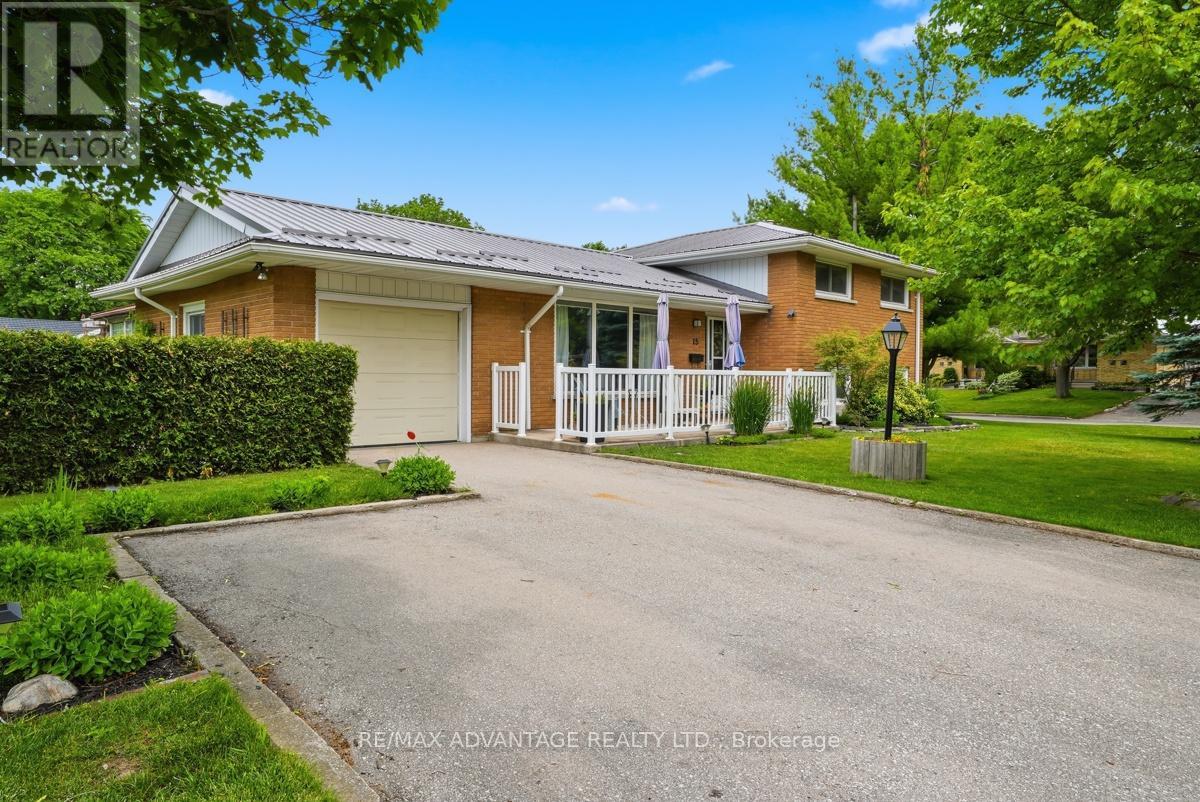 15 NORTH ALMOND PLACE - 1
