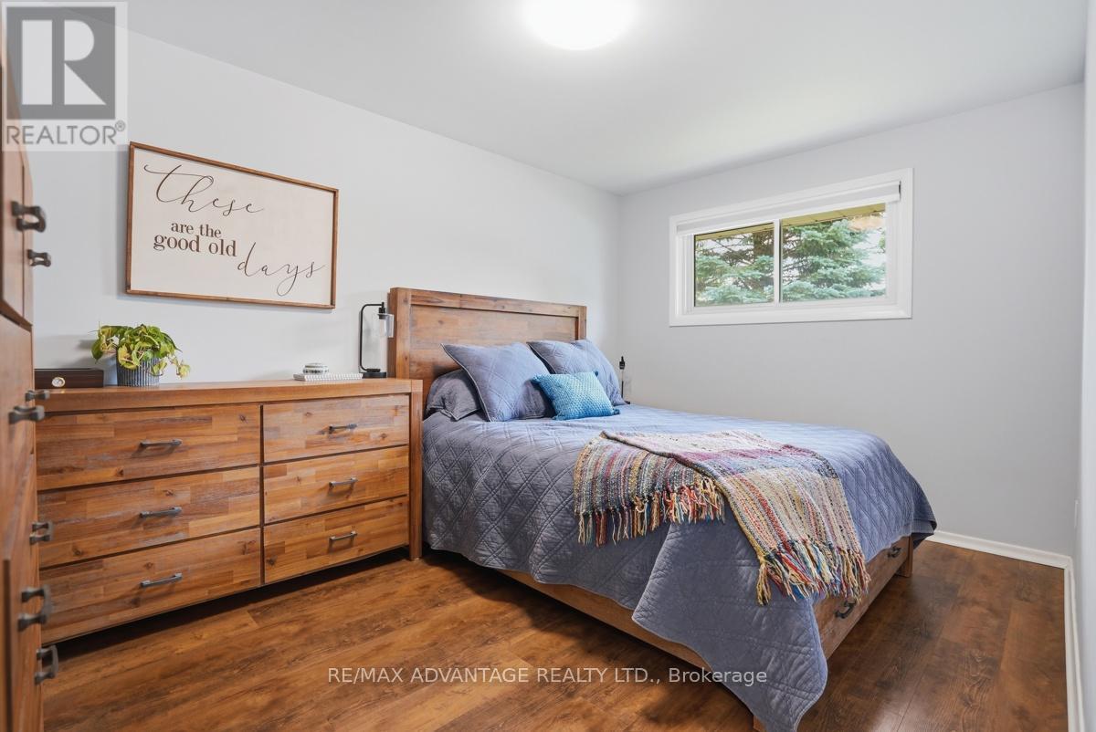 15 NORTH ALMOND PLACE - 22