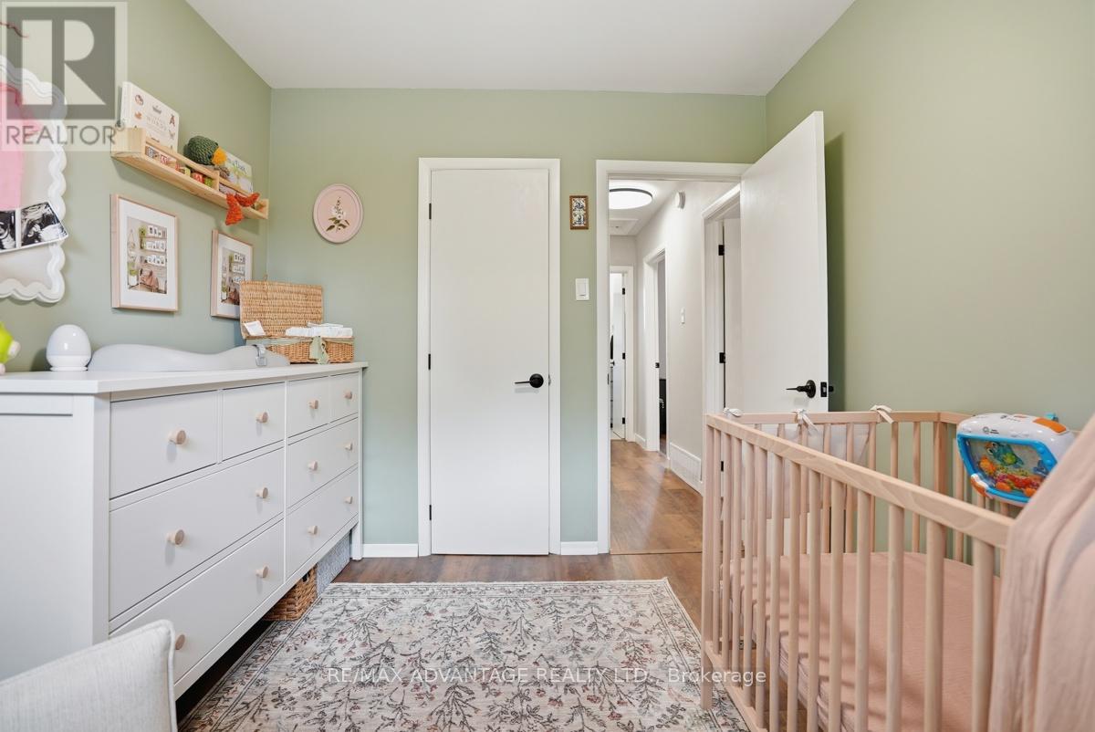 15 NORTH ALMOND PLACE - 25