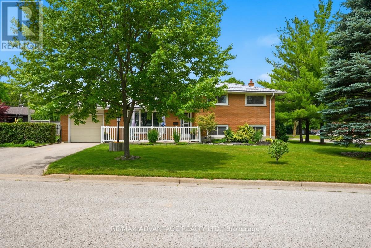 15 NORTH ALMOND PLACE - 5